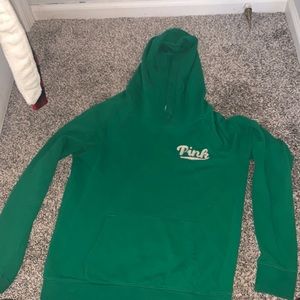 Green VS hoodie